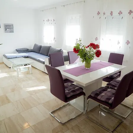 Ruzica Makarska