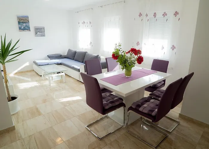 Ruzica Makarska